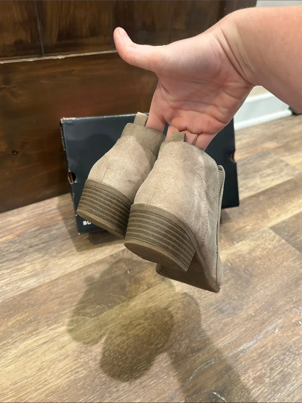 Arizona Jean Company Taupe Suede Ankle Booties - has original box - Size 9